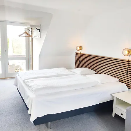 Hotel Centralhotellet 2*
