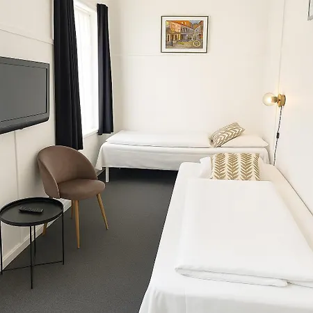 ホテル Centralhotellet キューゲ
