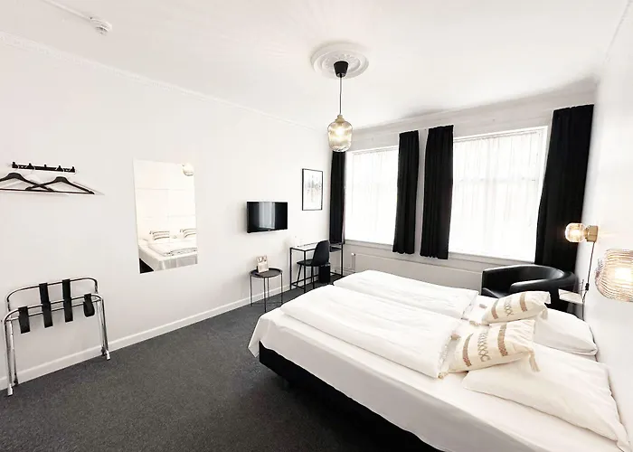 ホテル Centralhotellet キューゲ