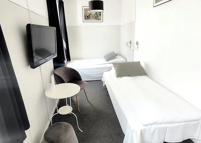 Centralhotellet 2* كوغ
