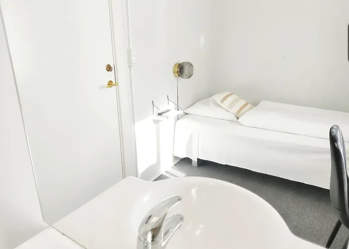 Centralhotellet 2* كوغ
